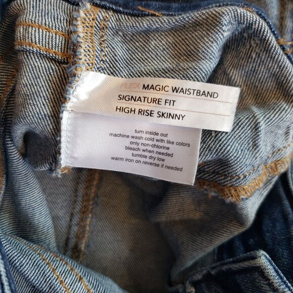 LANE BRYANT High Rise Skinny 16P Flex Magic Waistband Signature Fit Faded Wash - Picture 7 of 8